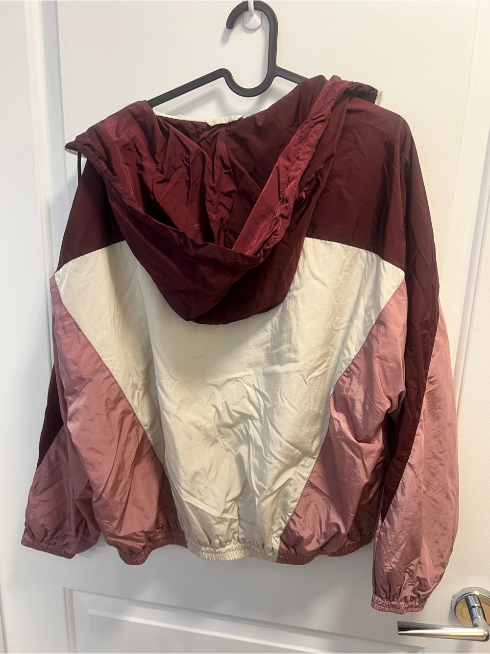 TNA Mesh-Lined Windbreaker Jacket in Burgundy, Blush & Cream - Picture 6 of 6